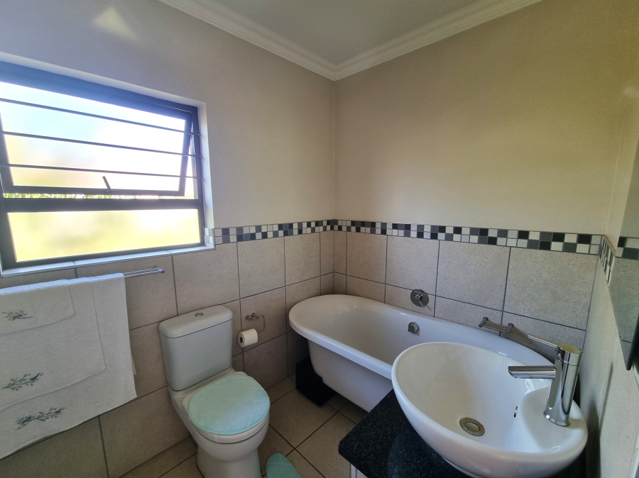 3 Bedroom Property for Sale in Ngwenya River Estate North West
